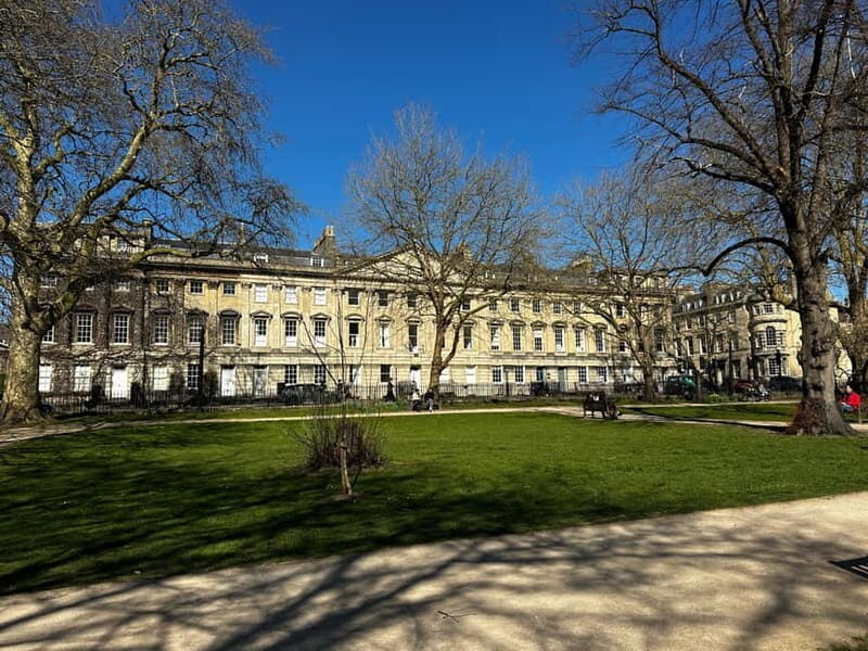 8am Bath, Before the World Wakes: Quiet, Calm & Camera-Ready - Key Points