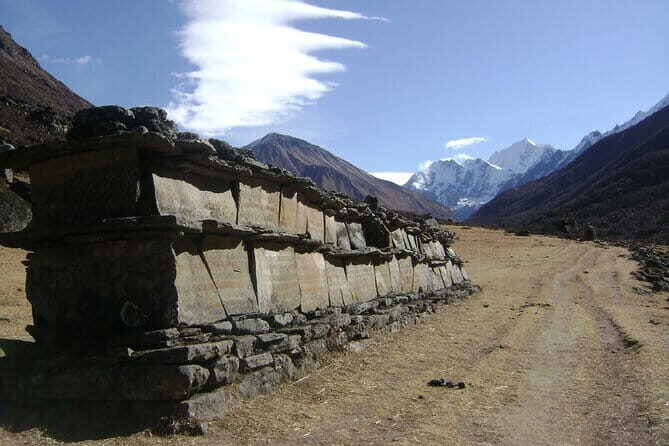 9 Days LANGTANG VALLEY TREKKING IN NEPAL - The Natural Beauty of Langtang