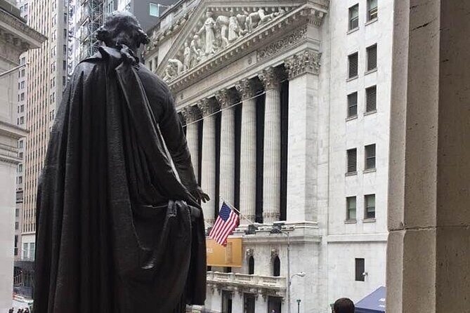 9 Iconic Manhattan Neighborhoods Epic Hike Guided Tour - The Sum Up