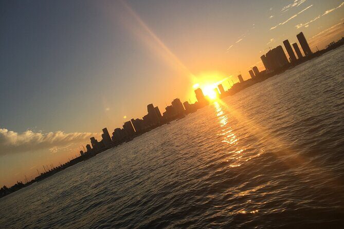 90 min Private Sunset Cruise Around Miami Celebrities Mansions - Frequently Asked Questions