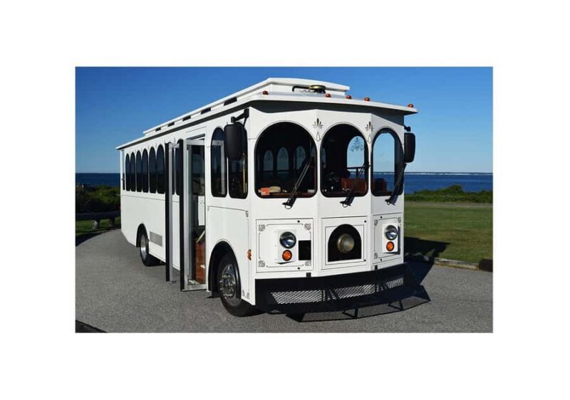 90 Min Scenic Newport Narrated Sightseeing Trolley Tour - What Makes This Tour Stand Out?