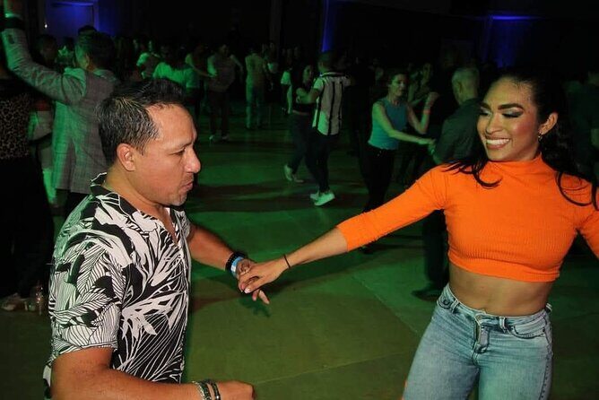 90 Minute Mazatlan Salsa Class Experience and Social Dance - Who Will Love This Experience?