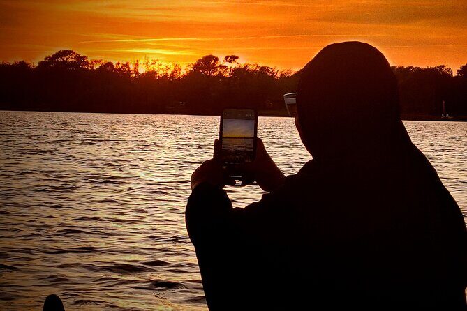 90-Minute Sunset paddle at Secret Lake Guided Kayak Tour in Casselberry - FAQ