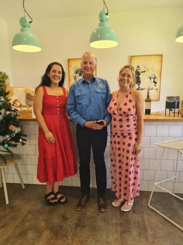 A Barossa Valley pickup: Wine and Heritage Tour, Local Guide - Key Points