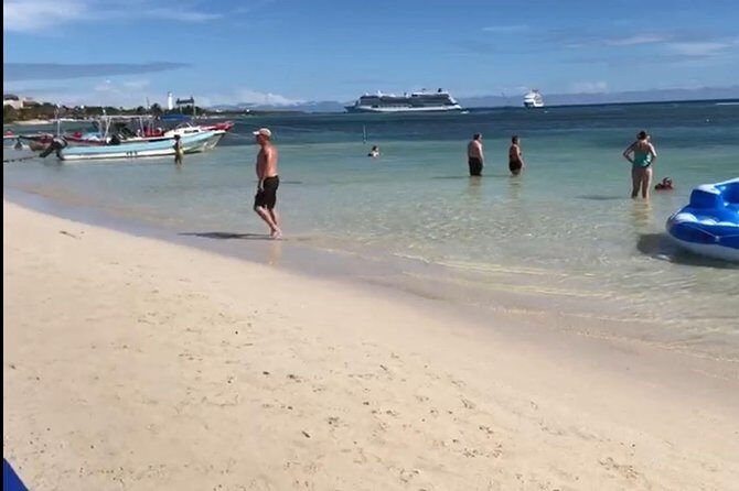 A beach day with open bar, lunch and snorkeling LOS ARRECIFES RESTAURANT - Who Should Consider This Tour?