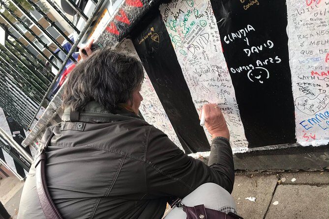 A Beatles London taxi tour and sightseeing experience - Who Will Love This Tour?