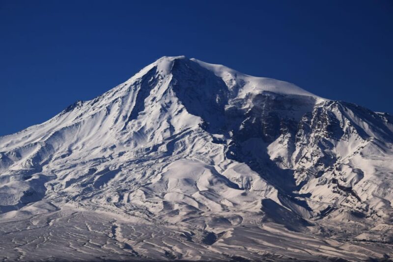 A breathtaking tour of Khor Virap with wine tasting included - Key Points