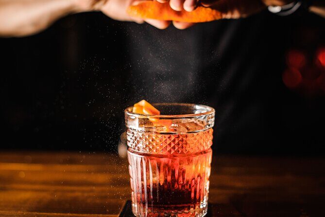 A Cocktail History of Madrid Nightlife - What’s Included and What’s Not