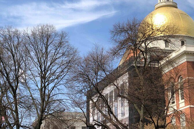A Colonial Boston Audio Tour with Context - Honoring Heroes and Revolutionary Roots