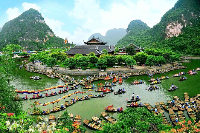 A Comfortable Trang An - Bai Dinh Limousine small group tour 1 day - Authentic Experiences and Hidden Gems