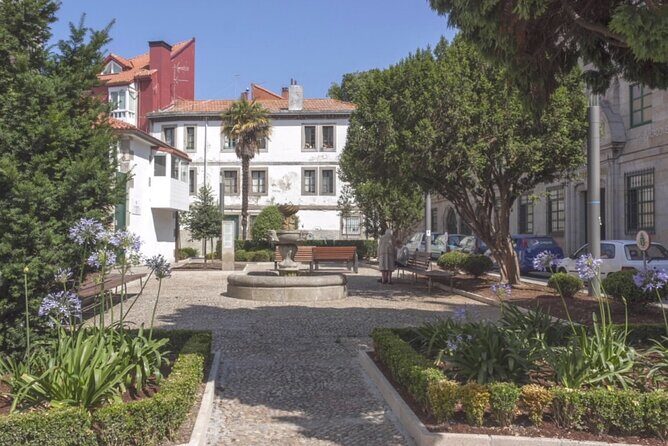 A Coruña Scavenger Hunt and Sights Self-Guided Tour - Who Is This Tour Best For?
