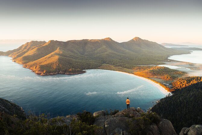 A Day in Wineglass Bay - Launceston to Hobart - Key Points