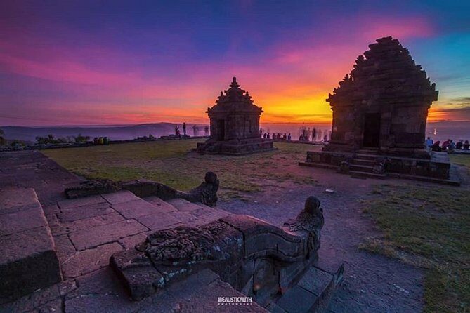 a day visiting The temple and Javanese culture museum (07.00am-05.00pm) - Why This Tour Works Well