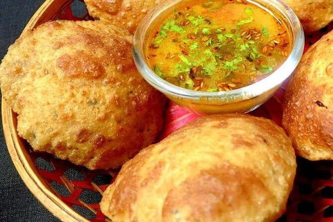 A Foodie Walk through Varanasi - Key Points