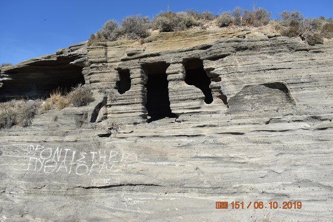 A full 8 hour Santrorini Tour (private) - The Traditional Village of Pyrgos