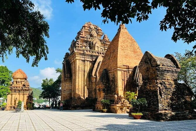 A full day trip From Nha Trang To Da Lat Or Vice Versa - The Experience on the Motorcycle