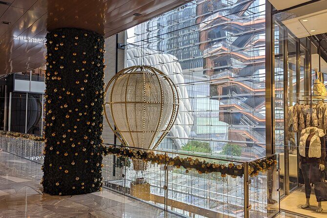A Half Day Walk Between the Skyscraper Clusters of Manhattan - The Sum Up