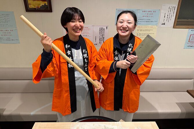 A Japanese food experience plan in Sapporo where you can enjoy tempura and 3 types of Hokkaido-only sake along with a soba making experience! - An In-Depth Look at the Sapporo Soba & Sake Tour