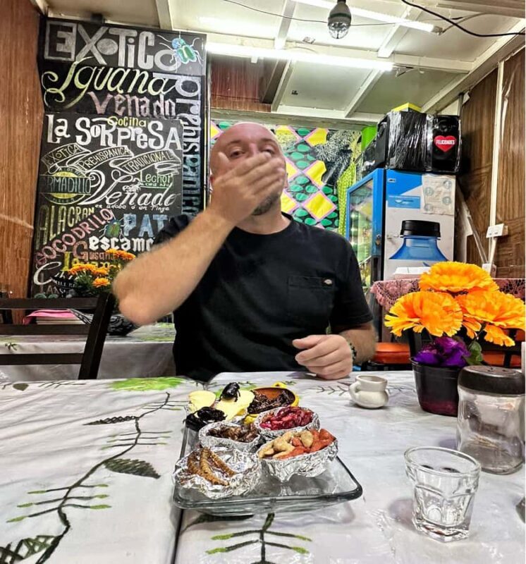 A journey of flavors and history with a chef in the historic center - The Sum Up