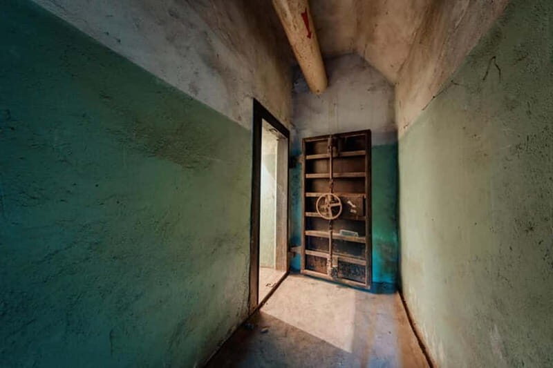 A Journey Through Abandoned Wonders - Tbilisi Urbex Tour - What to Know Before You Go