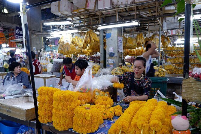 A night at the market - Introduction: A Night at the Market – What’s in Store