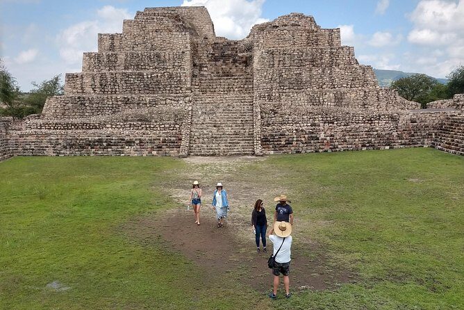 A not crowded Archaeological tour in Cañada de la Virgen - Who Will Appreciate This Tour?
