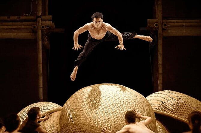 A O Bamboo Circuit Show - The Show Itself: What Makes It Stand Out