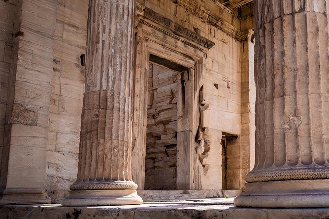 A powerful Athens Segway tour. Semi-private Historical and Contemporary Tour - A Closer Look: What Makes This Tour Stand Out