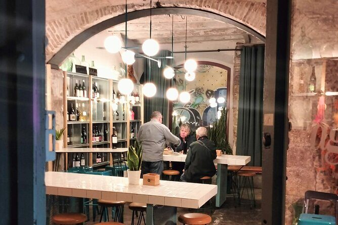A Private Exploration of Barcelona Through Wine & Tapas - Who Should Consider This Tour?