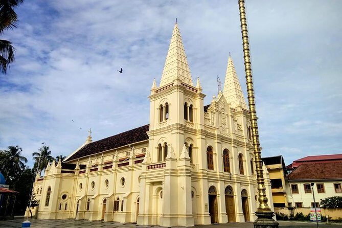 A private guided day tour in kochi - FAQs