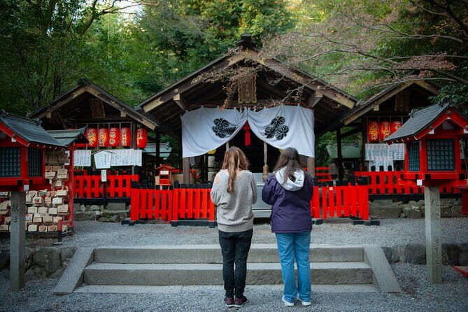 A Professional Guided Photoshoot in Arashiyama - Exploring Kyoto’s Photogenic Corners with a Professional Touch