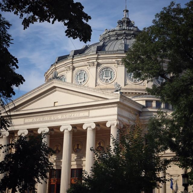 A Tale of Bucharest Highlights Walking Tour - Analyzing the Value