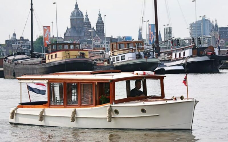 A taste of Amsterdam! Enjoy highlights of Dutch food - An In-Depth Look at the Experience