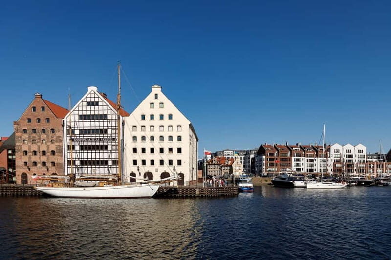 A Taste of Poland: Vodka & Liquor Tasting Tour - Authenticity and Cultural Significance