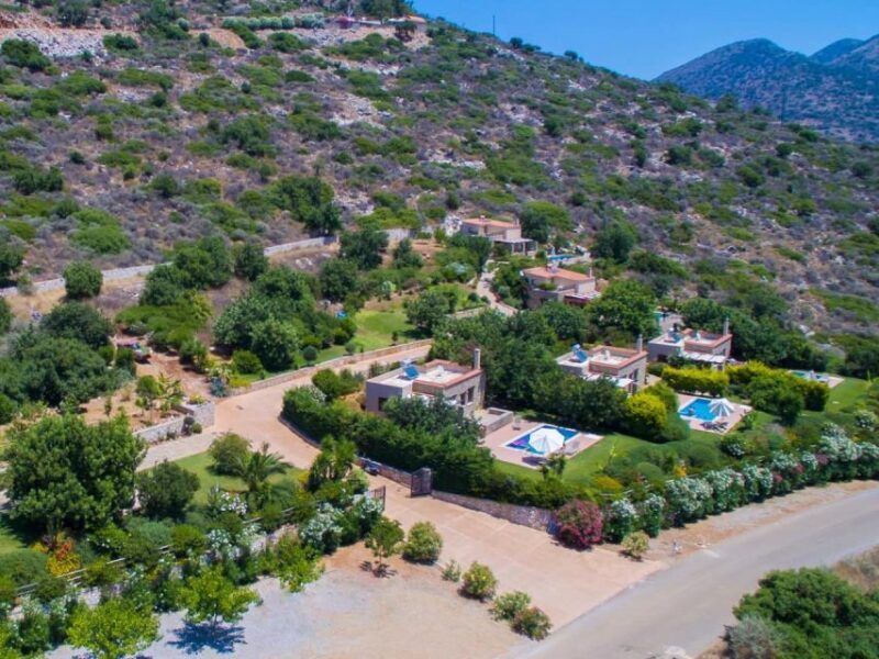 A time travel to the Past - Key Points