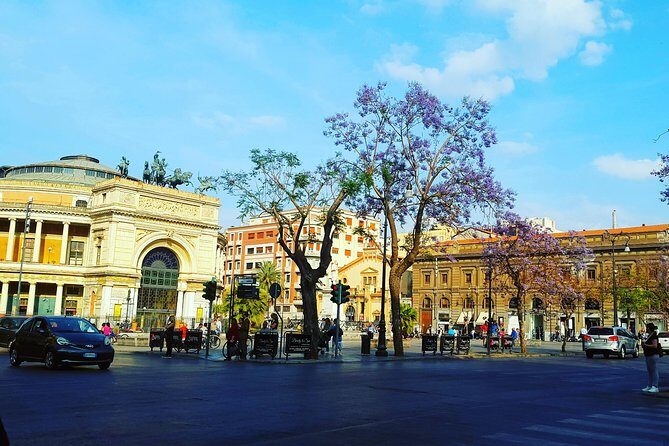 A walk among the monuments and markets of Palermo - FAQ