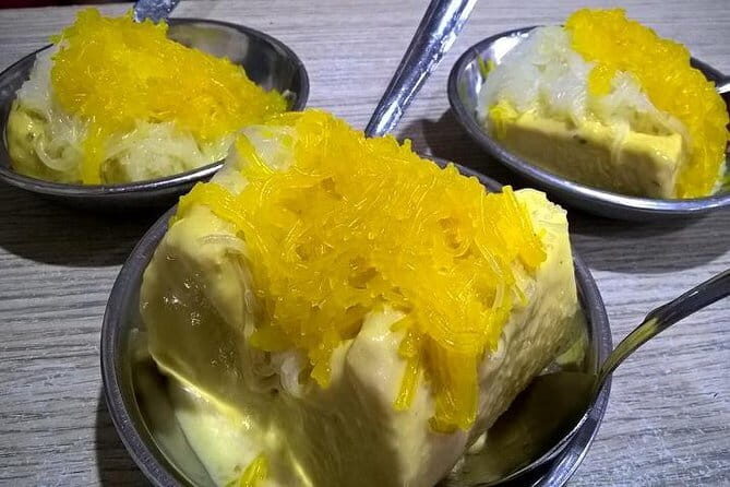 A Walking Tour for Vegetarian Foodies in Lucknow - An In-Depth Look at the Lucknow Vegetarian Food Walk