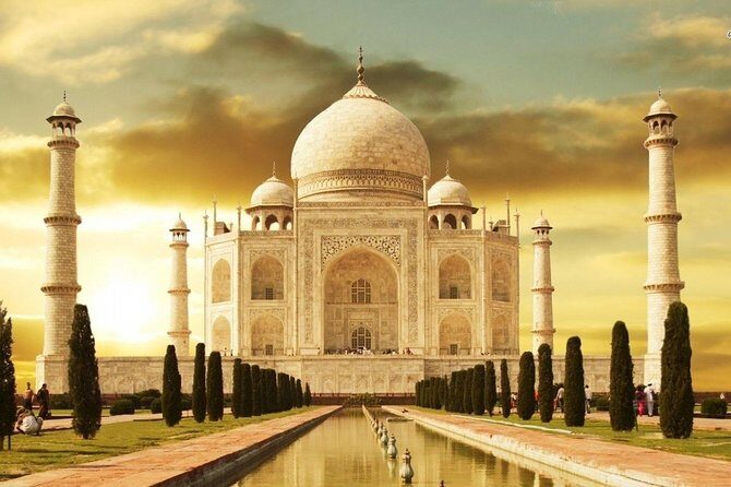 A wonderful day trip to Taj Mahal - What travelers love about this tour