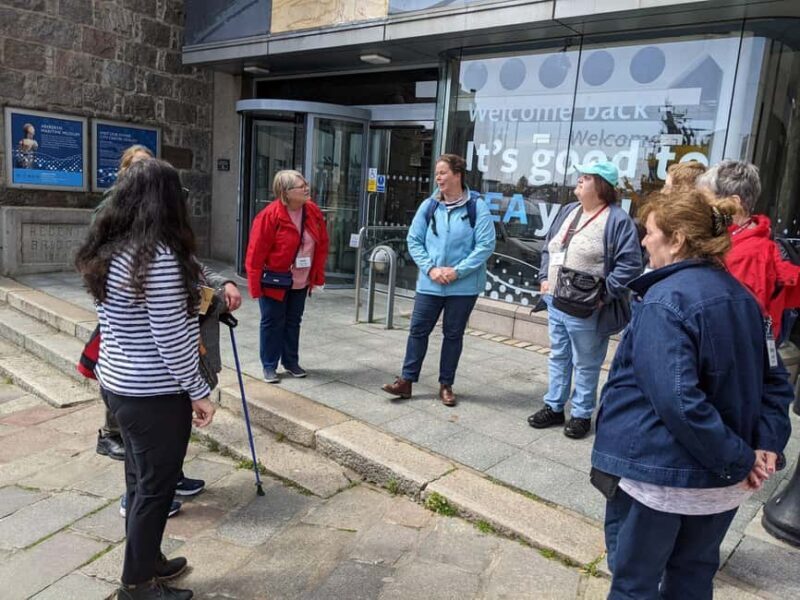 Aberdeen: City Walking and Food Tour - Key Points