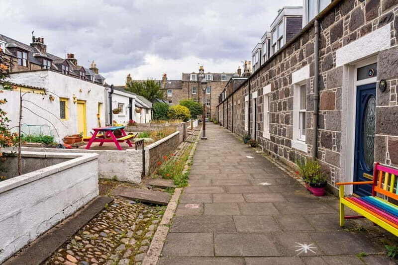 Aberdeen: Express Walk with a Local - Who Will Appreciate This Tour?