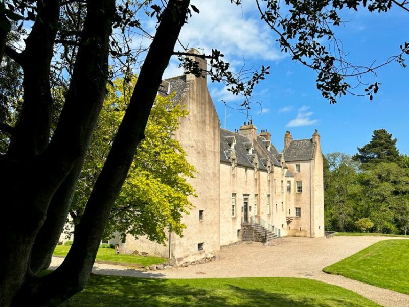 Aberdeen, Shire Castle & Distillery Private Group Day Tour - An In-Depth Look at the Experience