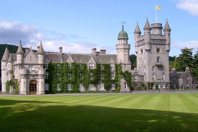 Aberdeen & Shire Castle & Distillery Private Group one Day Tour - The Sum Up