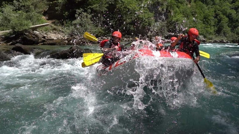 abljak: Half-Day Tara Canyon Rafting Tour - The Guides and Equipment