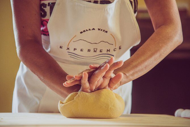 Abruzzo Traditional Pasta Making with 85y old local Grandma - The Experience: A Step-by-Step Breakdown