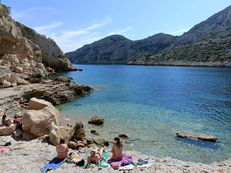 Absolut Calanques de Marseille. Canyons, fisher village and turquoise beach - Authentic Experiences and Unique Touches