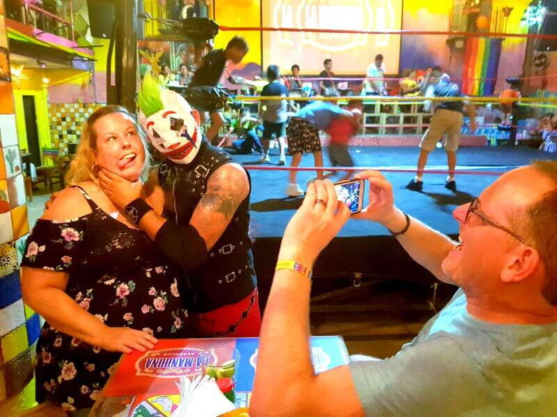 Acapulco: SUNDAY'S Wrestling Experience, Tacos & Tequila - Key Points