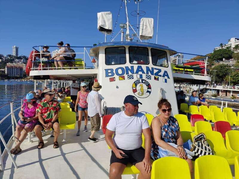 Acapulco: Sunset on Yacht Bonanza Tour - FAQ