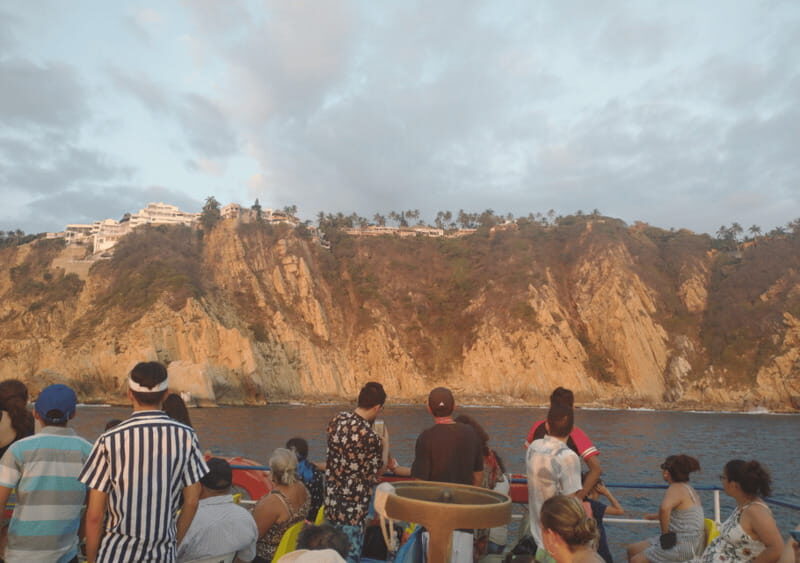 Acapulco: Sunset Party Boat Tour with Open Bar - The Experience in Detail: What You Can Expect