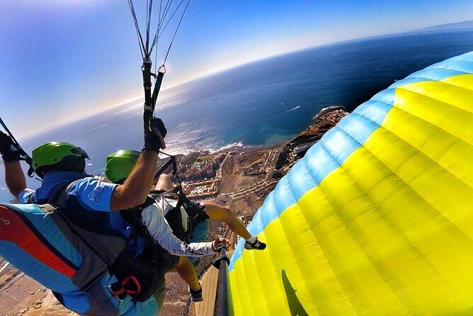 Acrobatic Paragliding Tandem Flight above south Tenerife - The Value of This Experience