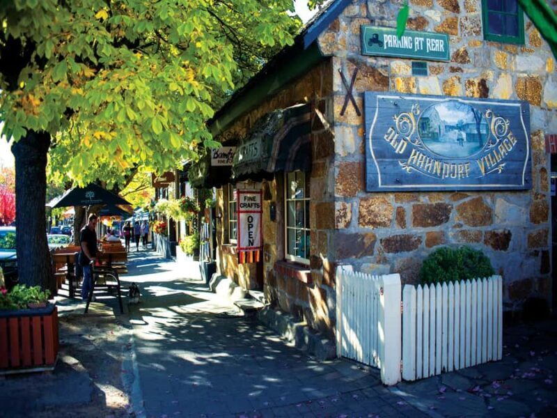 Adelaide: Adelaide Hills and Hahndorf Guided Tour with Lunch - Key Points